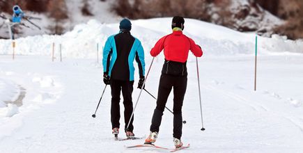 Jak rozpocząć przygodę z narciarstwem biegowym?