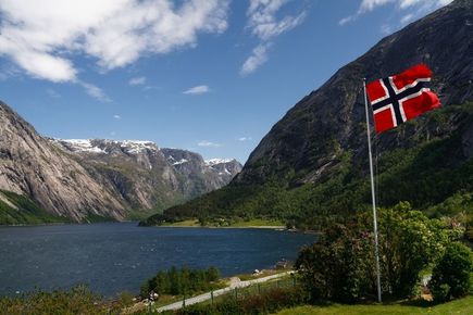 Dlaczego warto wybrać się na wycieczkę do Norwegii?