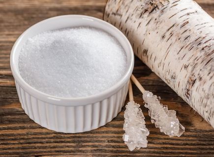 Zdrowa słodycz – czym zastąpić cukier w kuchni?