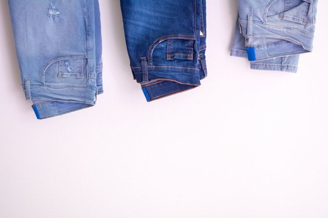 Rodzaje fasonów jeansów