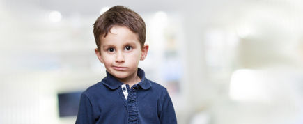 Tiki nerwowe u dzieci: kto jest winowajcą i jak sobie z nimi radzić