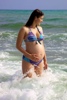 Plażowy strój ciążowy