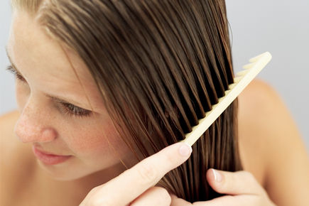 Jak zrobić szampon ziołowy do włosów wg. ajurwedy
