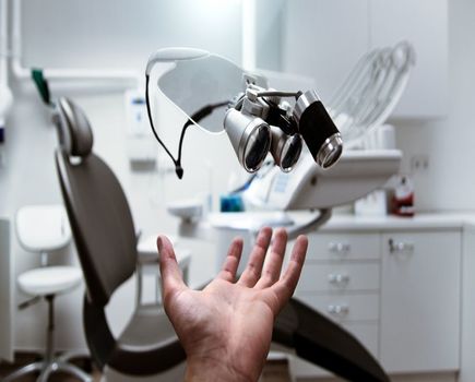 Endodoncja pod mikroskopem - dlaczego warto?