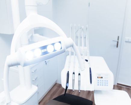 Czym kierować się przy wyborze stomatologa?