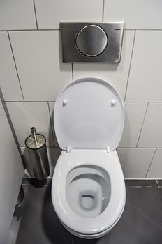 Zatkana toaleta – co robić?