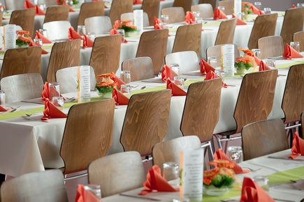 Sala weselna, dania i dekoracje - czyli o co trzeba zadbać organizując wesele