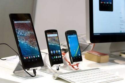 TOP 3 smartfonów do 2000-2500 zł, które warto kupić