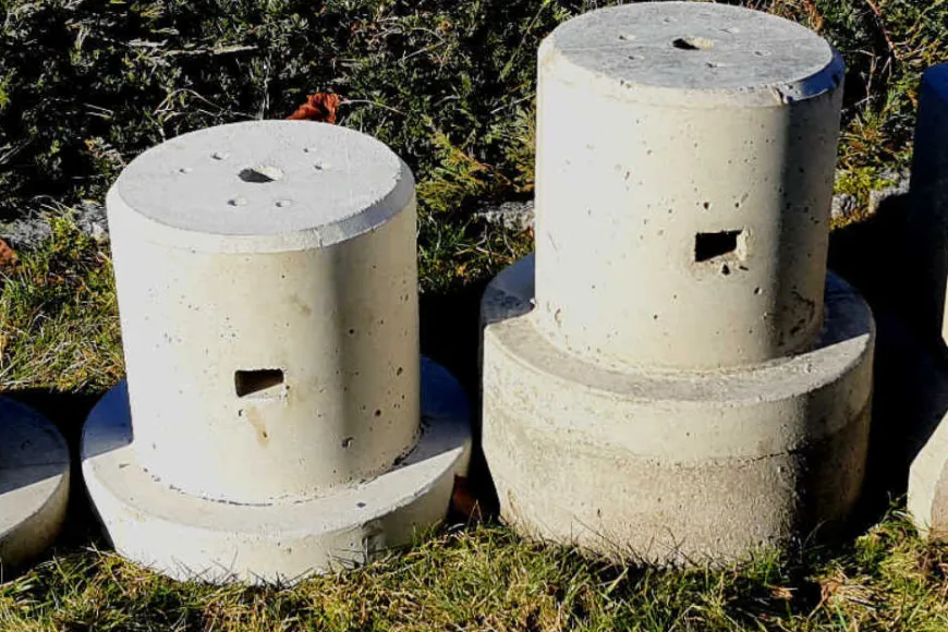 Fundament pod lampę ogrodową