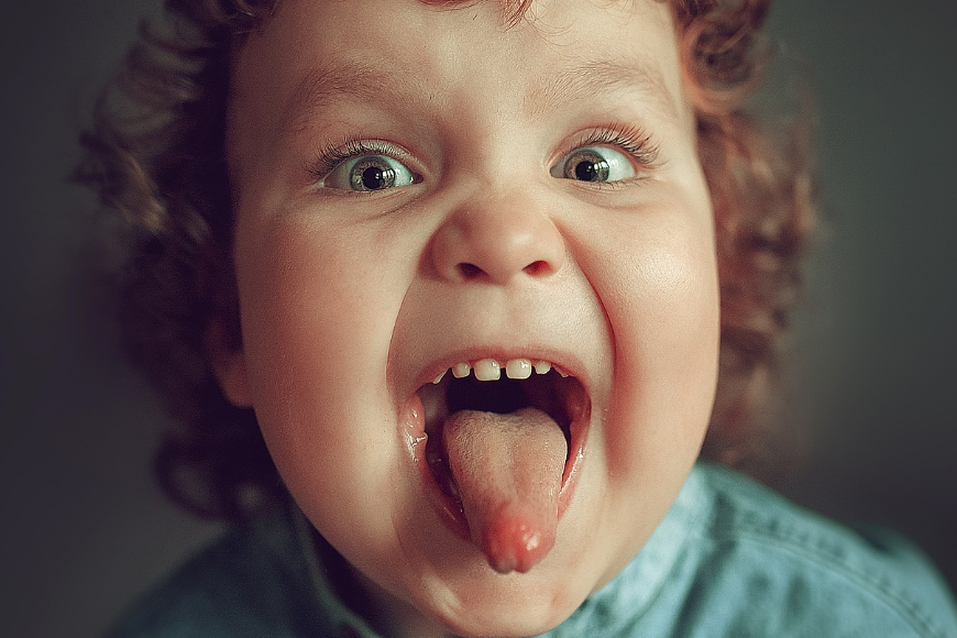 Biały nalot na języku: rozwiązywanie zagadki twojego zdrowia jamy ustnej