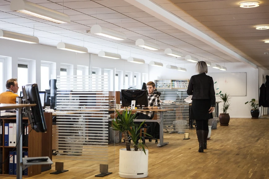 Zwolnienia: Jak PDO i outplacement chronią przed pozwem?
