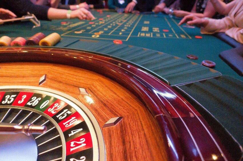 Polski hazard online: dlaczego wybrać ruletkę, a nie automaty?