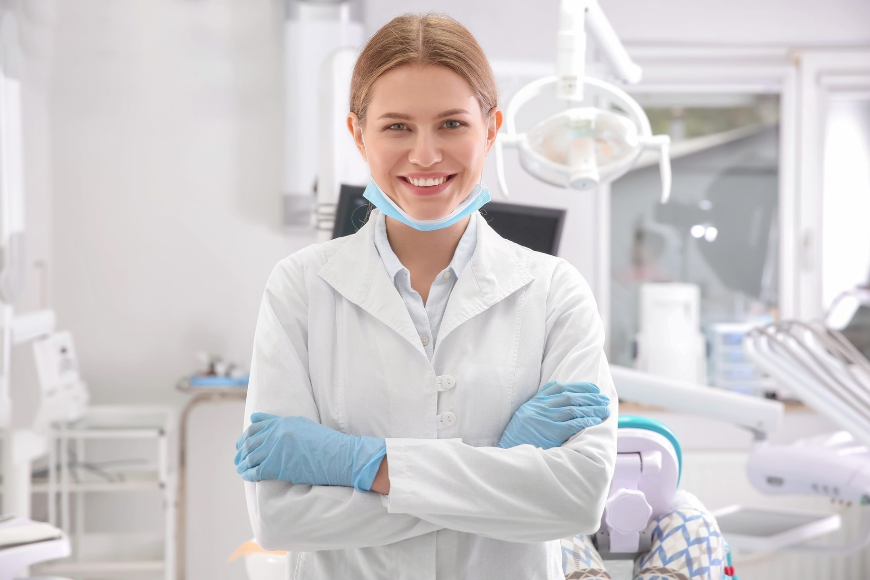 Czym się kierować wybierając stomatologa?