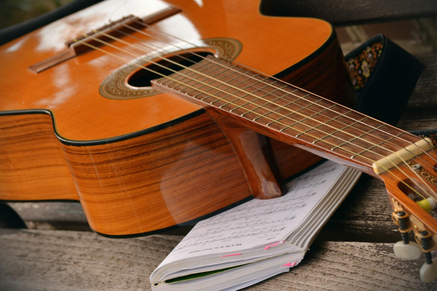 Nauka gry na gitarze online - czy warto?