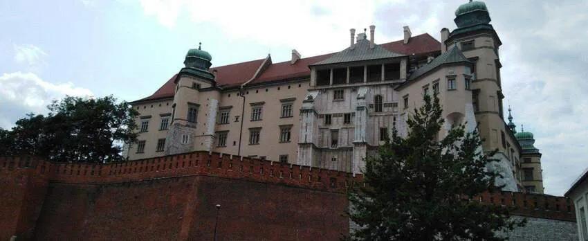 Zagadki Krakowa — niesamowite wydarzenia z pogrzebu Piłsudskiego.