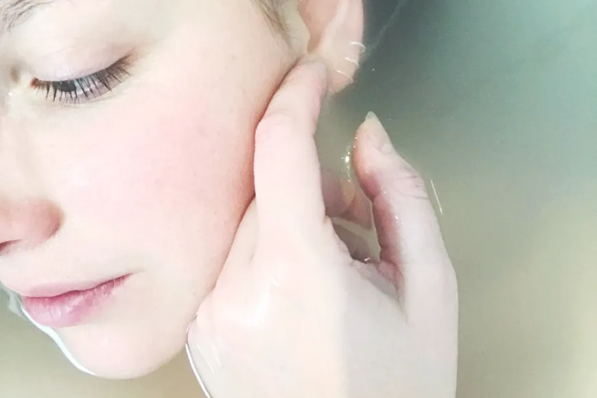 Jakie są rodzaje peelingu i jaki peeling wybrać do twarzy i ciała?