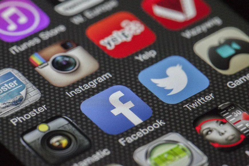 Kupowanie followersów na Instagramie – czy to się opłaca?