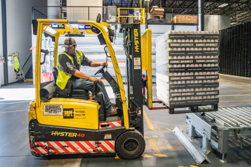 Jakie informacje są potrzebne aby zlecić transport palet?