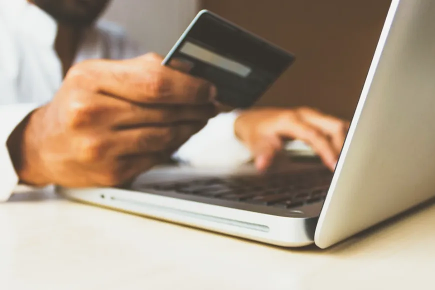 Jak uniknąć niebezpieczeństw i pułapek podczas obstawiania zakładów online?