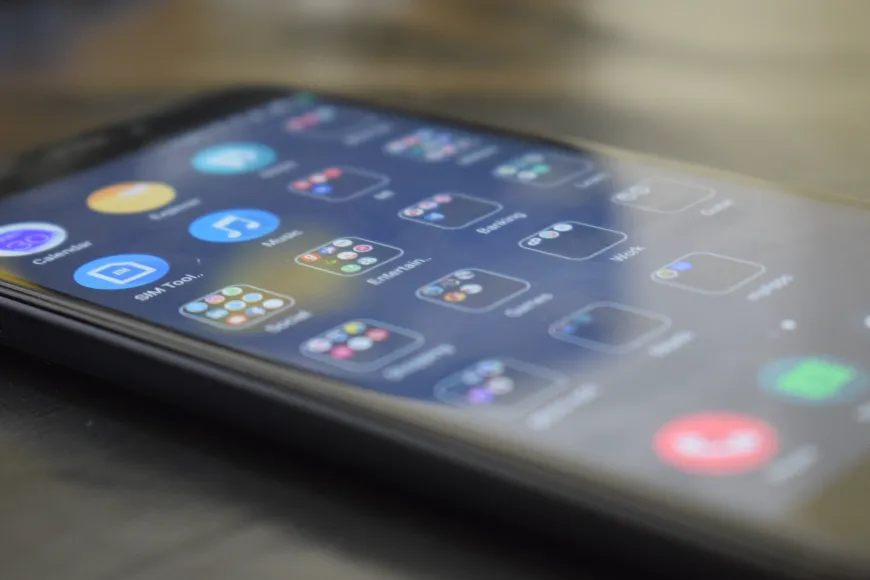 Jaki telefon do 1500 zł? Sprawdź najlepsze smartfony