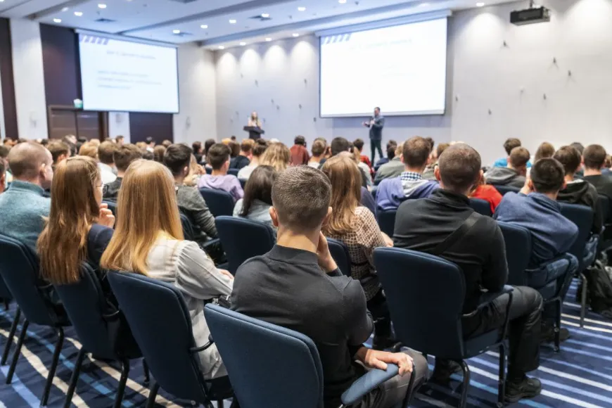Szkolenia w Poznaniu. Wybierz centrum konferencyjne Andersia Poznań