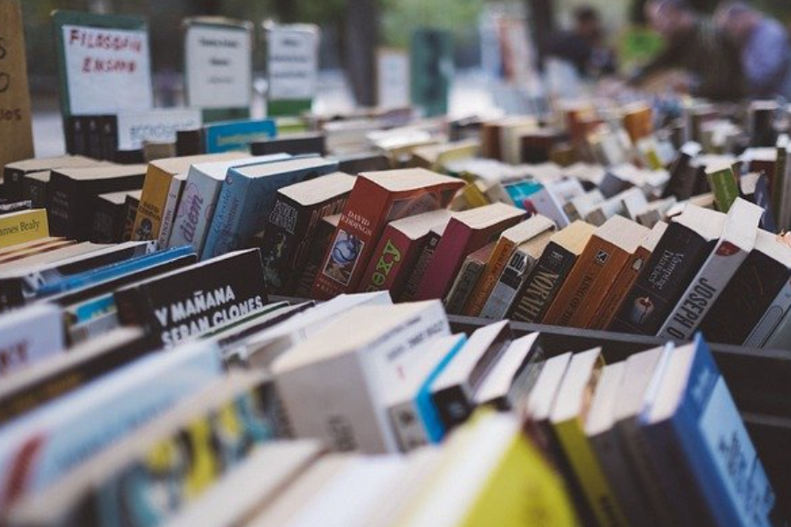 Skup książek - czy warto z niego korzystać?