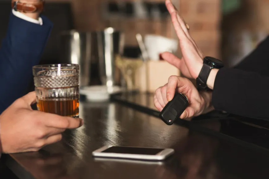 Metoda terapii awersyjnej Disulfiramem, wzbudzająca niechęć do alkoholu