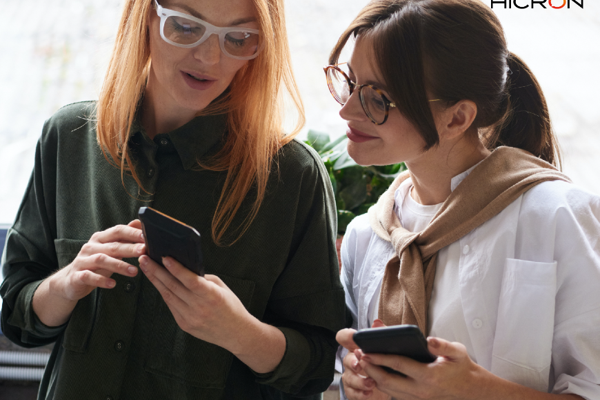 Aplikacje mobilne – czym są i jaką rolę pełnią w biznesie