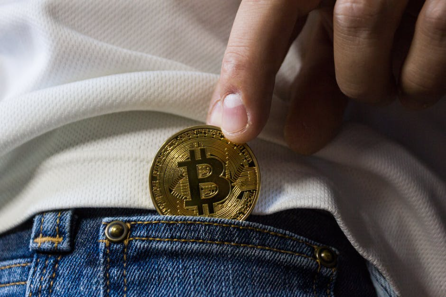 Jak kupić Bitcoiny? Giełdy, opłacalność i ryzyko zakupu BTC