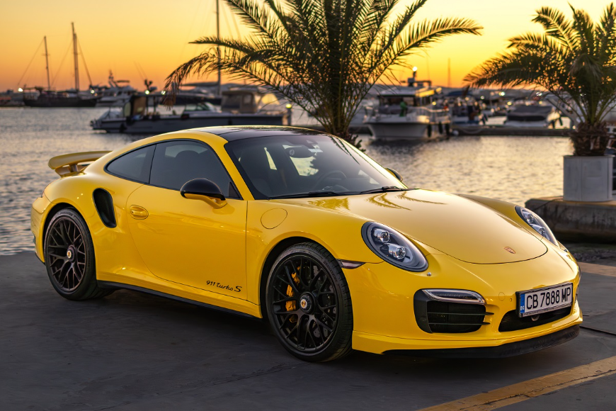 Kultowe samochody Porsche - dlaczego kierowcy wybierają Porsche 911?