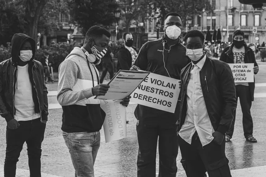 Szukasz pomocy w sprawach migracyjnych?