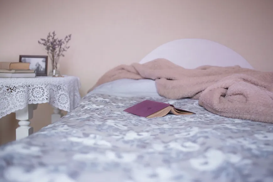 Materace, a alergie wiosenne: Jak zadbać o sen w okresie pylenia? Porady dla alergików
