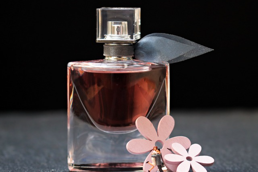 Perfumy lane- zamienniki prawdziwych perfum francuskich
