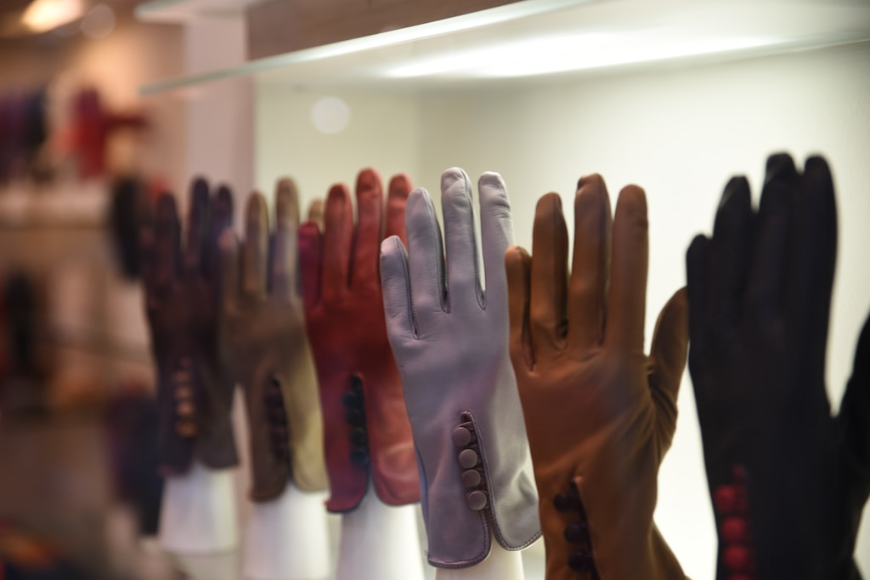 Cienkie rękawiczki ze skóry naturalnej - idealne uzupełnienie letniej stylizacji