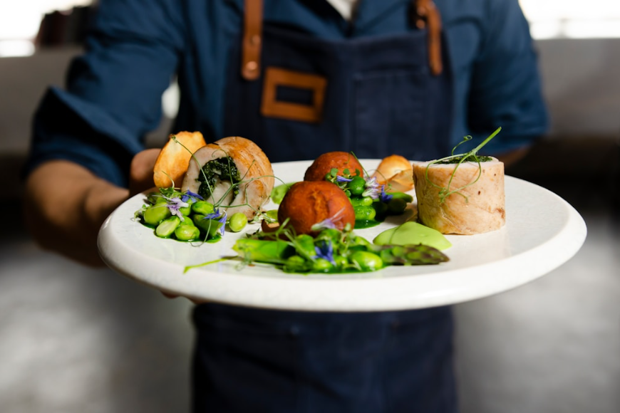Jakie cechy charakteru są niezbędne w pracy w gastronomii?