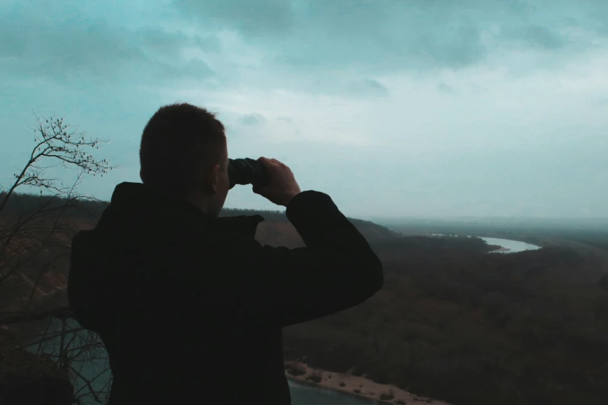 Detekcja stereoskopowa: Dlaczego zaawansowana optyka termowizyjna zmienia standardy obserwacji?